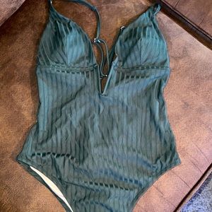 Shade & Shore Forrest green one peice bathing suit